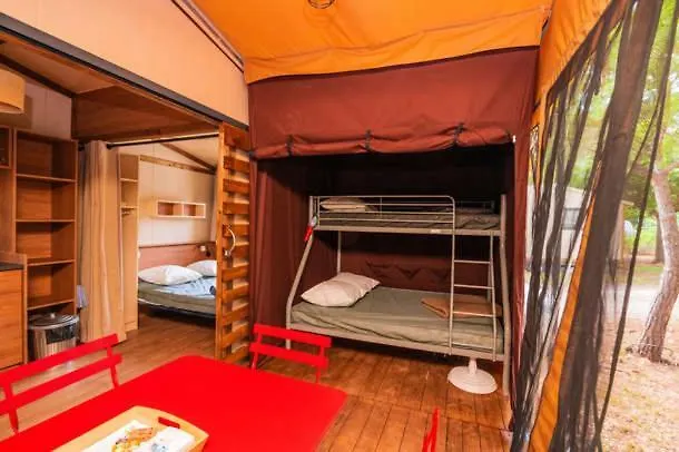 Camping Onlycamp Les Thezieres Taninges